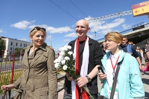 Belarus Rights Activist Ales Bialiatski Released From Jail