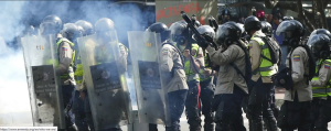 csm_2017-07-31_16_33_31-Venezuela__Ban_on_protests_lays_groundwork_for_mass_human_rights_violations___Am_01_9eca9c47d4
